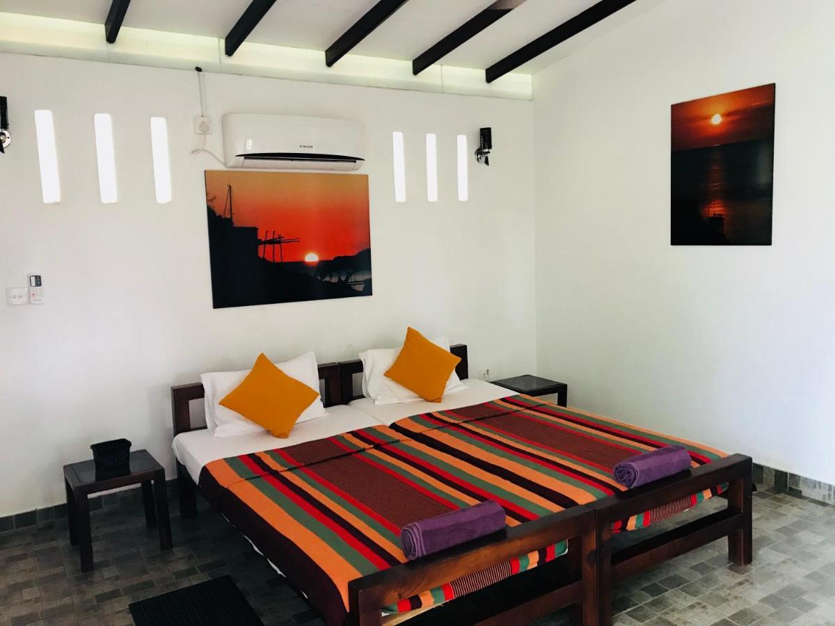 מאראווילה Sri Beach Bungalows And Villa מראה חיצוני תמונה