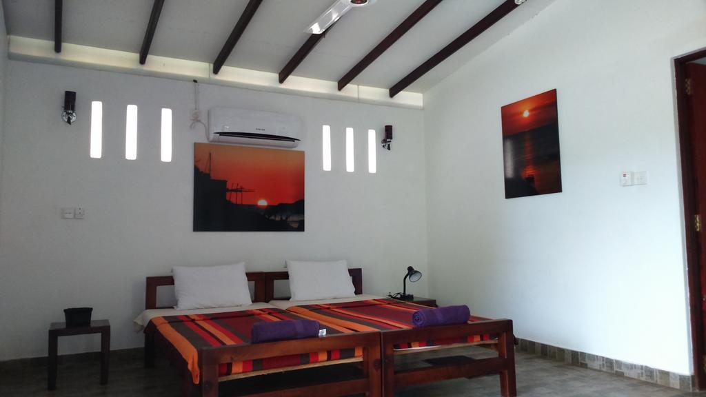 מאראווילה Sri Beach Bungalows And Villa מראה חיצוני תמונה