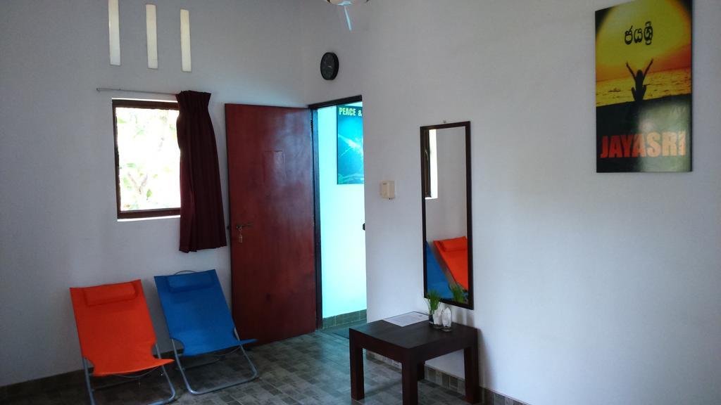 מאראווילה Sri Beach Bungalows And Villa מראה חיצוני תמונה